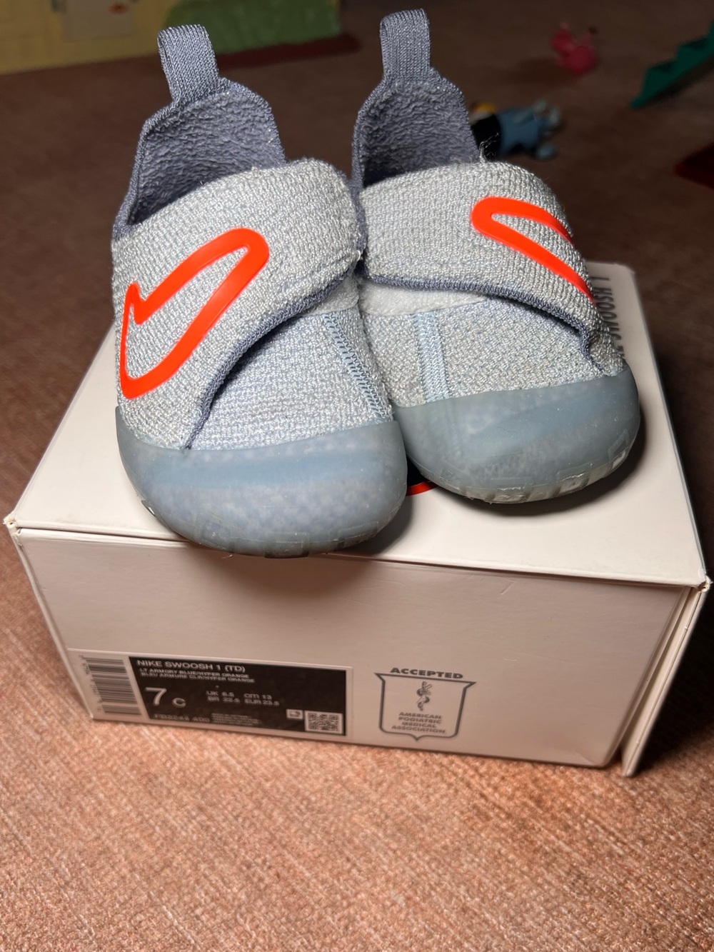 Nike Toddler Size 7 Swoosh 1 Light Blue Slip-On Sneakers APMA approved